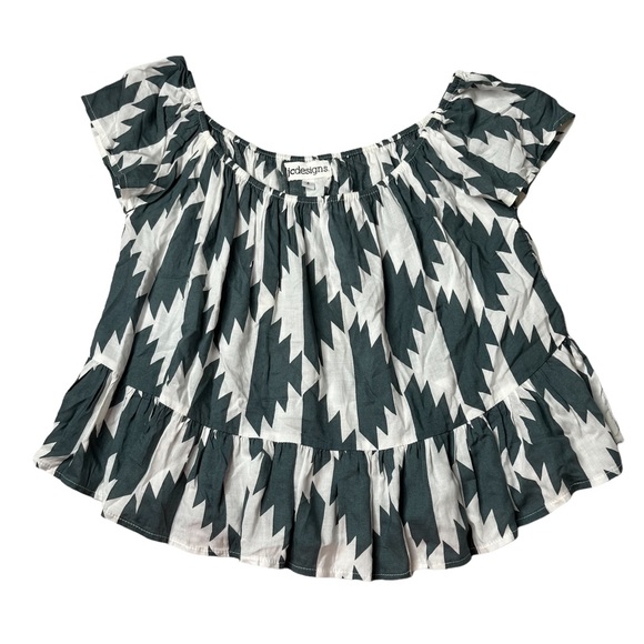 LJC Designs White And Grey Geometric Print Flutter Crop Top size Small - Picture 5 of 12